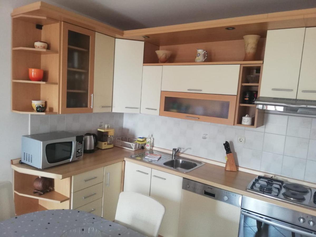 Apartment Mia - Spacious Apartment On 85 M2 With Beautiful Sea View Трогір Екстер'єр фото