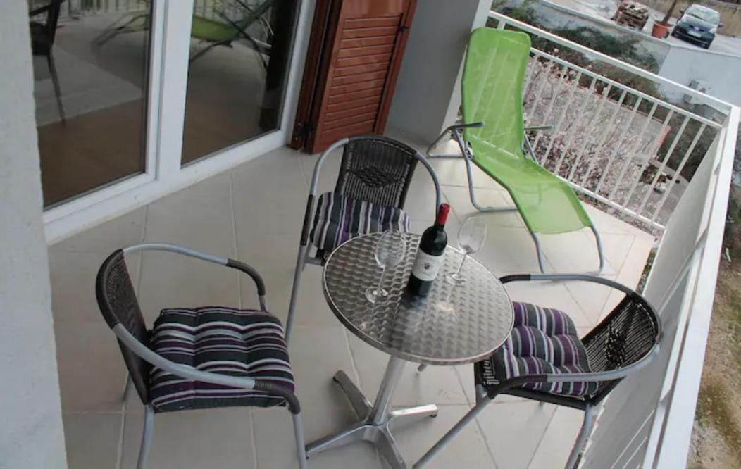 Apartment Mia - Spacious Apartment On 85 M2 With Beautiful Sea View Трогір Екстер'єр фото