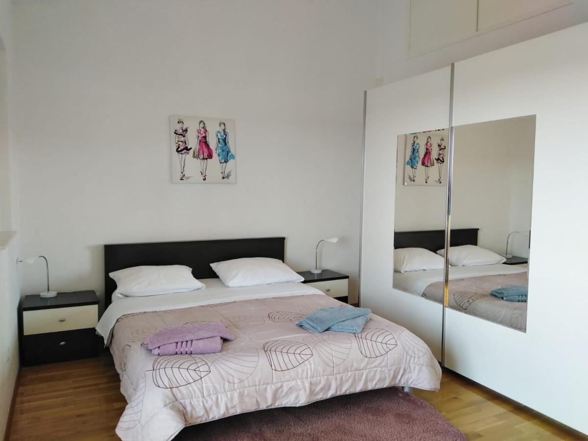 Apartment Mia - Spacious Apartment On 85 M2 With Beautiful Sea View Трогір Екстер'єр фото